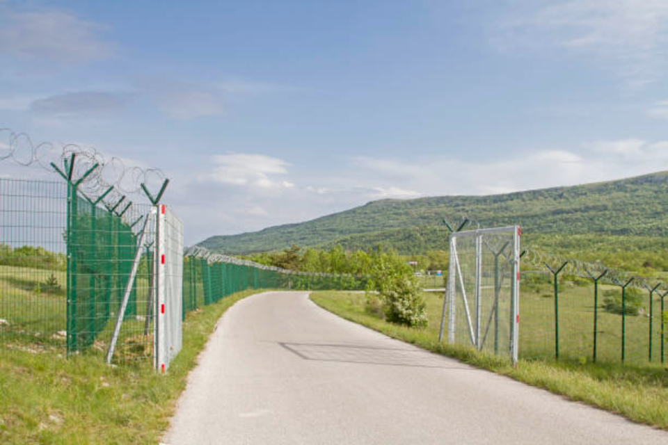 Ponovo naložene granične kontrole u Hrvatskoj naglašavaju migracione pritiske